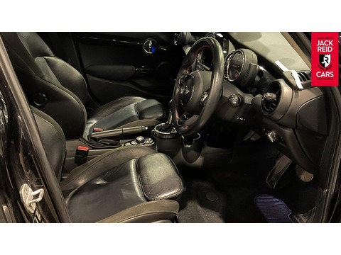 2.0 Cooper SD Hatchback 5dr Diesel Auto 6Spd Euro 6 (s/s) (170 ps)
