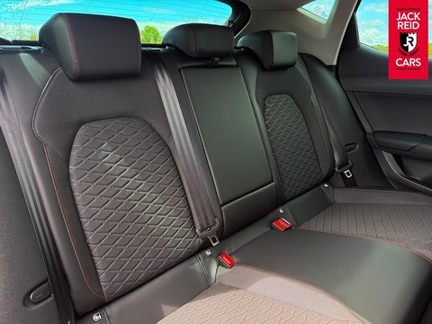 1.5 TSI EVO FR Hatchback 5dr Petrol Manual Euro 6 (s/s) (150 ps)