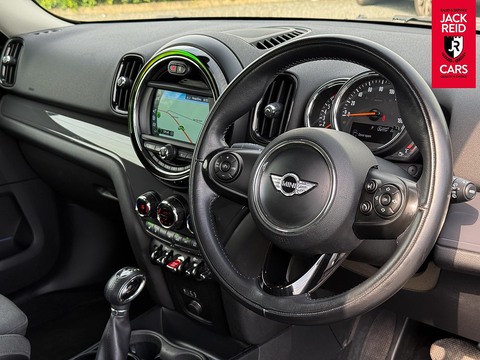 1.5 Cooper SUV 5dr Petrol Auto Euro 6 (s/s) (136 ps)