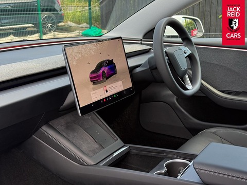 Saloon 4dr Electric Auto RWD (208 ps)