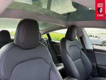 Tesla Model 3  Saloon 4dr Electric Auto RWD (208 ps) 