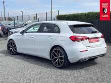 Mercedes-Benz A Class A180d Sport Edition 2.0 A180d Sport Edition (Executive) Hatchback 5dr Diesel 8G-DCT Euro 6 (s/s) (116 ps) 