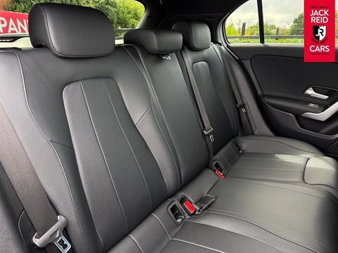 2.0 A180d Sport Edition (Executive) Hatchback 5dr Diesel 8G-DCT Euro 6 (s/s) (116 ps)