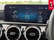 Mercedes-Benz A Class A180d Sport Edition 2.0 A180d Sport Edition (Executive) Hatchback 5dr Diesel 8G-DCT Euro 6 (s/s) (116 ps) 