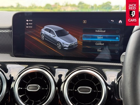 2.0 A180d Sport Edition (Executive) Hatchback 5dr Diesel 8G-DCT Euro 6 (s/s) (116 ps)