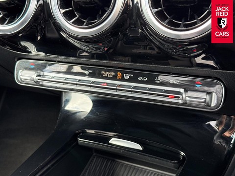 2.0 A180d Sport Edition (Executive) Hatchback 5dr Diesel 8G-DCT Euro 6 (s/s) (116 ps)