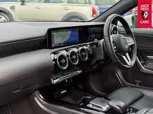 Mercedes-Benz A Class A180d Sport Edition 2.0 A180d Sport Edition (Executive) Hatchback 5dr Diesel 8G-DCT Euro 6 (s/s) (116 ps) 