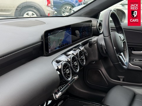 2.0 A180d Sport Edition (Executive) Hatchback 5dr Diesel 8G-DCT Euro 6 (s/s) (116 ps)