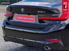 BMW 3 Series 318d MHT SE Pro 2.0 318d MHT SE Pro Saloon 4dr Diesel Hybrid Auto Euro 6 (s/s) (150 ps) 