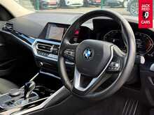 BMW 3 Series 318d MHT SE Pro 2.0 318d MHT SE Pro Saloon 4dr Diesel Hybrid Auto Euro 6 (s/s) (150 ps) 