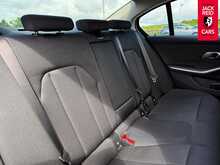 BMW 3 Series 318d MHT SE Pro 2.0 318d MHT SE Pro Saloon 4dr Diesel Hybrid Auto Euro 6 (s/s) (150 ps) 