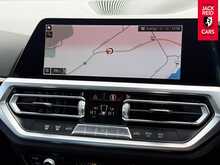 BMW 3 Series 318d MHT SE Pro 2.0 318d MHT SE Pro Saloon 4dr Diesel Hybrid Auto Euro 6 (s/s) (150 ps) 