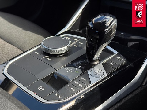 2.0 318d MHT SE Pro Saloon 4dr Diesel Hybrid Auto Euro 6 (s/s) (150 ps)