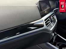 BMW 3 Series 318d MHT SE Pro 2.0 318d MHT SE Pro Saloon 4dr Diesel Hybrid Auto Euro 6 (s/s) (150 ps) 