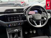 Audi Q3 TDI S line 2.0 TDI 35 S line SUV 5dr Diesel Manual quattro Euro 6 (s/s) (150 ps) 