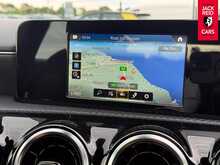 Mercedes-Benz A Class A180 SE 1.3 A180 SE Hatchback 5dr Petrol Manual Euro 6 (s/s) (136 ps) 