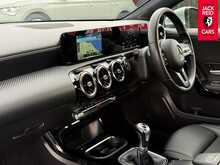 Mercedes-Benz A Class A180 SE 1.3 A180 SE Hatchback 5dr Petrol Manual Euro 6 (s/s) (136 ps) 