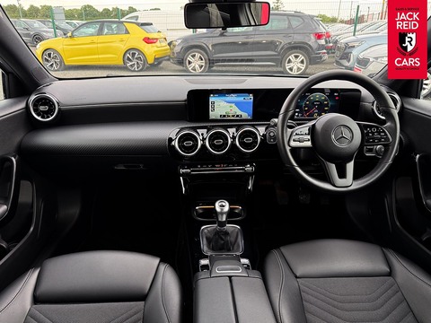 1.3 A180 SE Hatchback 5dr Petrol Manual Euro 6 (s/s) (136 ps)