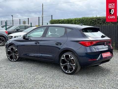 1.0 TSI EVO SE Hatchback 5dr Petrol Manual Euro 6 (s/s) (110 ps)