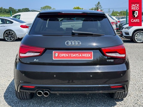 1.4 TFSI CoD Black Edition Hatchback 3dr Petrol Manual Euro 6 (s/s) (Nav) (150 ps)