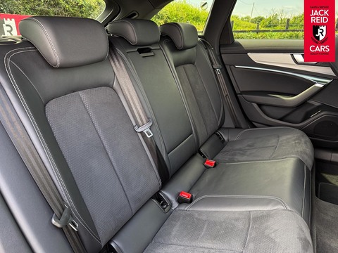 2.0 TFSI 40 S line Estate 5dr Petrol S Tronic Euro 6 (s/s) (204 ps)