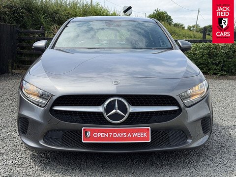 1.5 A180d SE Hatchback 5dr Diesel Manual Euro 6 (s/s) (116 ps)