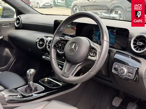 1.5 A180d SE Hatchback 5dr Diesel Manual Euro 6 (s/s) (116 ps)