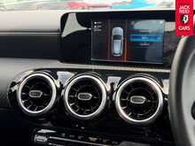 Mercedes-Benz A Class A180d SE 1.5 A180d SE Hatchback 5dr Diesel Manual Euro 6 (s/s) (116 ps) 