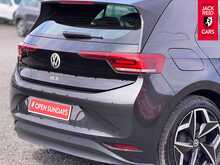 Volkswagen ID.3 Pro Performance Life Pro Performance 58kWh Life Hatchback 5dr Electric Auto (204 ps) 