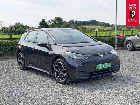 Pro Performance 58kWh Life Hatchback 5dr Electric Auto (204 ps)