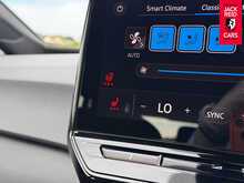 Volkswagen ID.3 Pro Performance Life Pro Performance 58kWh Life Hatchback 5dr Electric Auto (204 ps) 