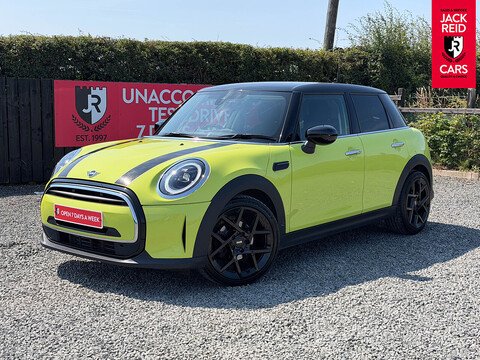 1.5 Cooper Classic Hatchback 5dr Petrol Steptronic Euro 6 (s/s) (136 ps)