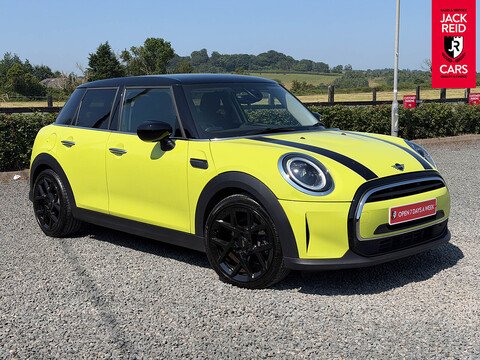 1.5 Cooper Classic Hatchback 5dr Petrol Steptronic Euro 6 (s/s) (136 ps)