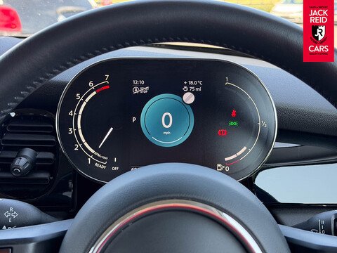 1.5 Cooper Classic Hatchback 5dr Petrol Steptronic Euro 6 (s/s) (136 ps)