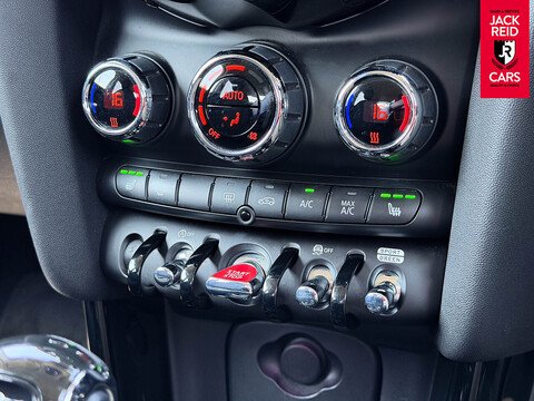 1.5 Cooper Classic Hatchback 5dr Petrol Steptronic Euro 6 (s/s) (136 ps)
