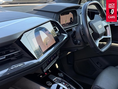 40 Launch Edition SUV 5dr Electric Auto 82kWh (204 ps)
