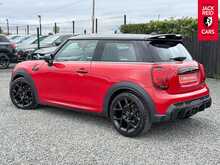 MINI Hatch Cooper S Sport 2.0 Cooper S Sport Hatchback 3dr Petrol Steptronic Euro 6 (s/s) (178 ps) 