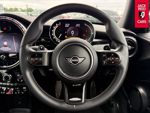 2.0 Cooper S Sport Hatchback 3dr Petrol Steptronic Euro 6 (s/s) (178 ps)
