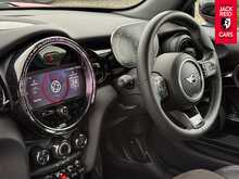 MINI Hatch Cooper S Sport 2.0 Cooper S Sport Hatchback 3dr Petrol Steptronic Euro 6 (s/s) (178 ps) 
