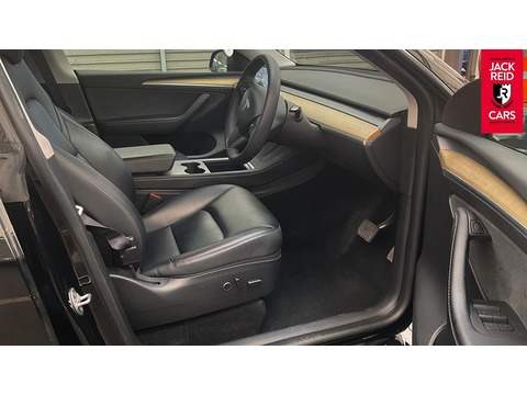 SUV 5dr Electric Auto RWD (346 ps)