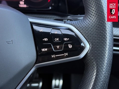 1.5 eTSI MHEV Black Edition Hatchback 5dr Petrol Hybrid DSG Euro 6 (s/s) (150 ps)