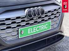Audi Q8 e-tron Sport 50 Sport SUV 5dr Electric Auto quattro 95kWh (11kW Charger) (340 ps) 
