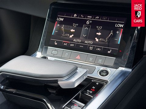 50 Sport SUV 5dr Electric Auto quattro 95kWh (11kW Charger) (340 ps)