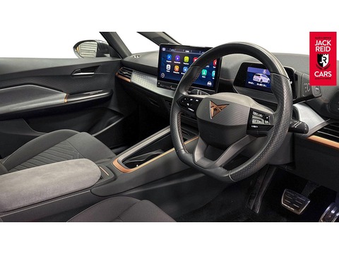 58kWh V1 Hatchback 5dr Electric Auto (204 ps)