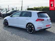 Volkswagen Golf TDI R-Line 2.0 TDI R-Line Hatchback 5dr Diesel DSG Euro 6 (s/s) (150 ps) 
