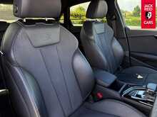 Audi A4 TDI Black Edition 2.0 TDI 40 Black Edition Saloon 4dr Diesel S Tronic quattro Euro 6 (s/s) (204 ps) 