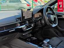 Audi A4 TDI Black Edition 2.0 TDI 40 Black Edition Saloon 4dr Diesel S Tronic quattro Euro 6 (s/s) (204 ps) 