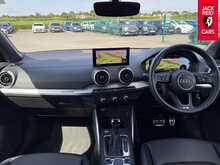 Audi Q2 TDI S line 2.0 TDI 35 S line SUV 5dr Diesel S Tronic quattro Euro 6 (s/s) (150 ps) 