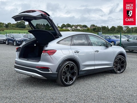 40 Launch Edition Sportback 5dr Electric Auto 82kWh (204 ps)