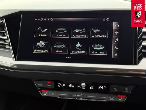40 Launch Edition Sportback 5dr Electric Auto 82kWh (204 ps)